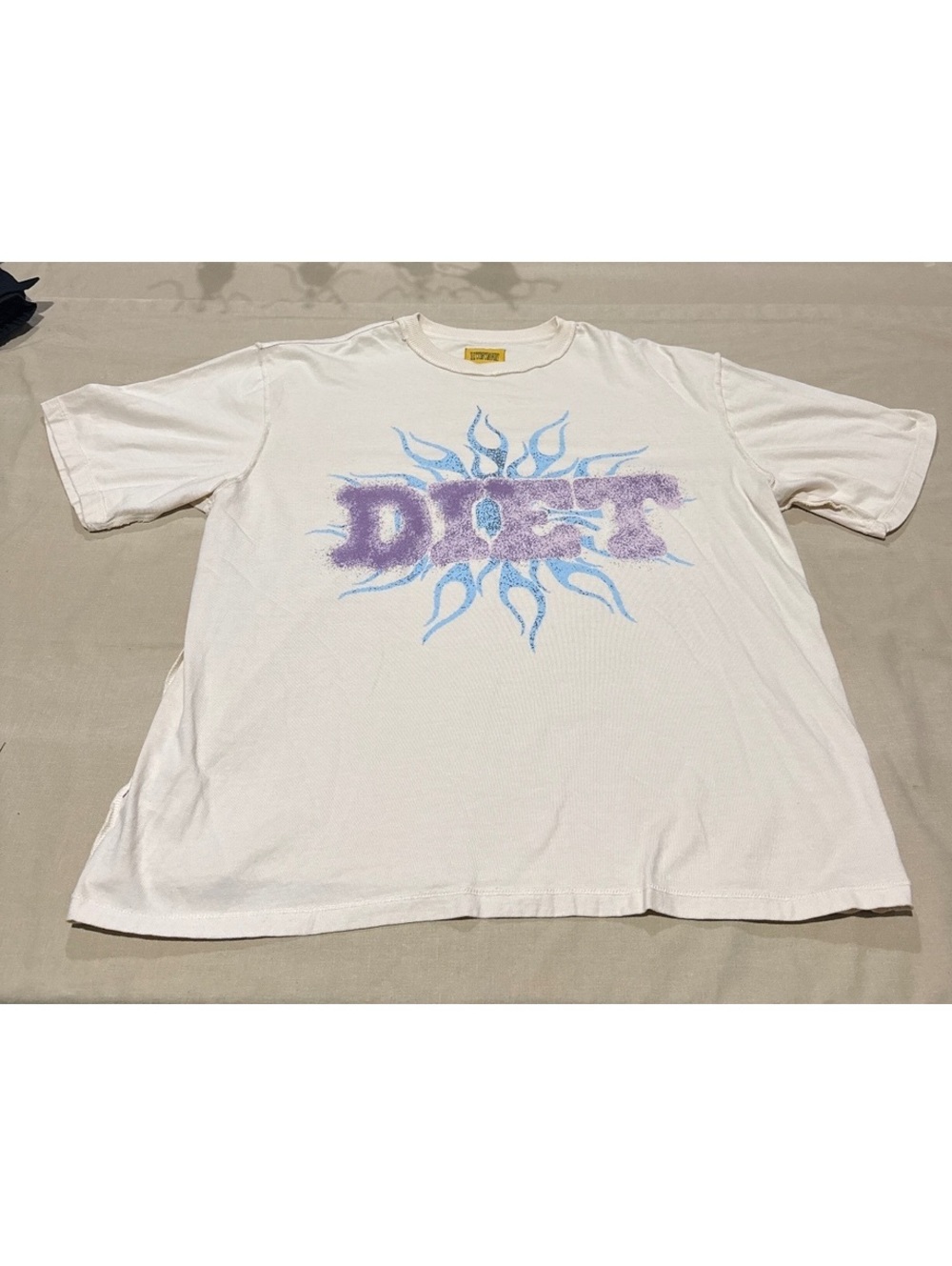 Diet Starts Monday Graphic T-Shirt Cream Off-White Men's Size L Everybody.World
